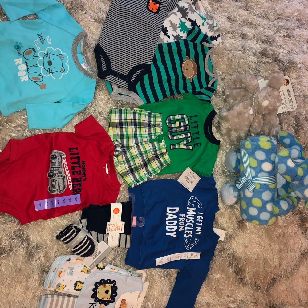 BRAND NEW 👶🏼 BABY BOY BUNDLE 0-3 mos